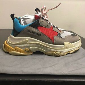 Balenciaga Triple S Sneaker